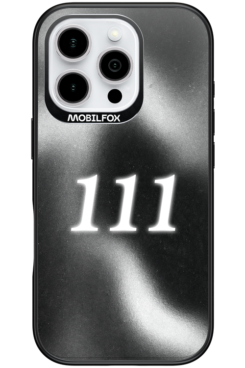 111 - Apple iPhone 16 Pro