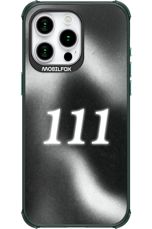 111 - Apple iPhone 15 Pro Max