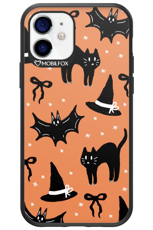 Cat & Bat - Apple iPhone 12