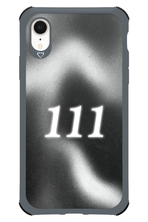 111 - Apple iPhone XR