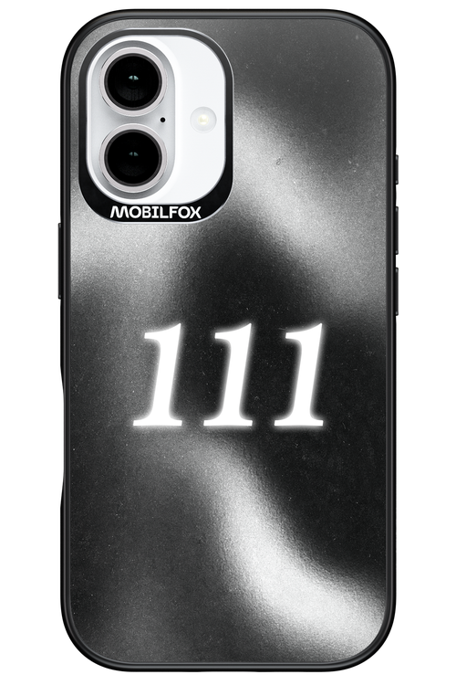 111 - Apple iPhone 16