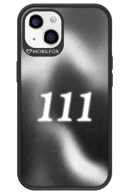 111 - Apple iPhone 13