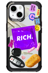 Essentials - Apple iPhone 15