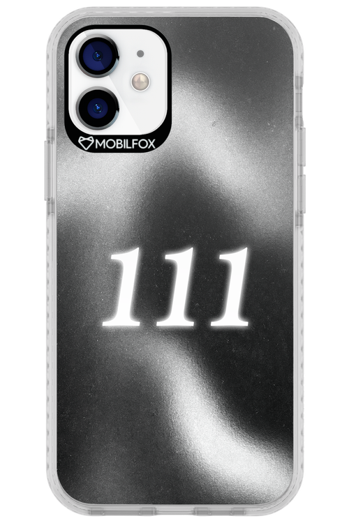 111 - Apple iPhone 12