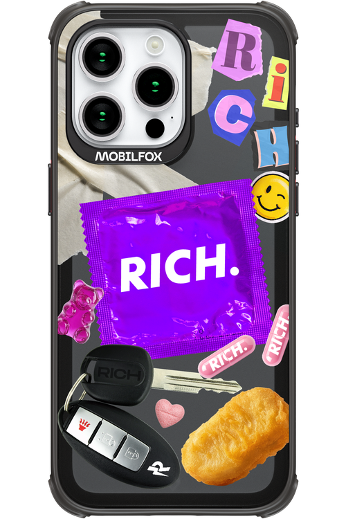 Essentials - Apple iPhone 15 Pro Max