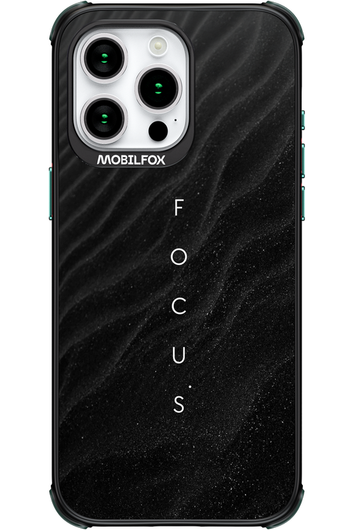 Focus (Black) - Apple iPhone 15 Pro Max