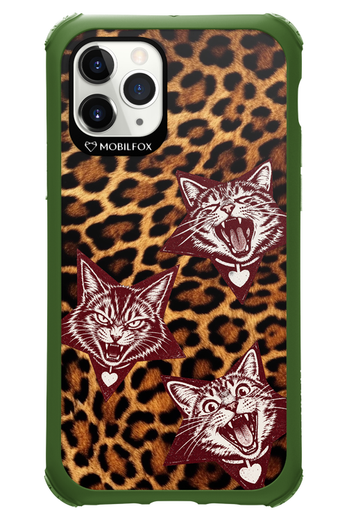Cats and Chaos 2.0 - Apple iPhone 11 Pro