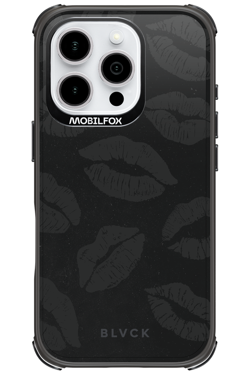 Dark Lips - Apple iPhone 16 Pro