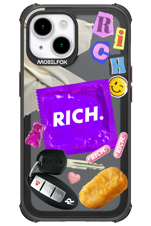 Essentials - Apple iPhone 15