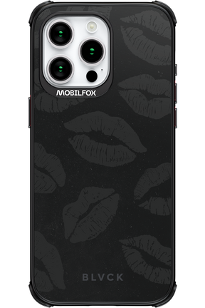 Dark Lips - Apple iPhone 15 Pro Max