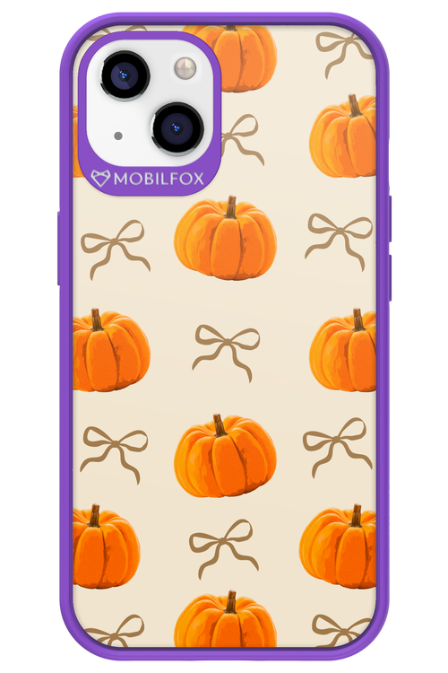 Cutie Pumpkin - Apple iPhone 13