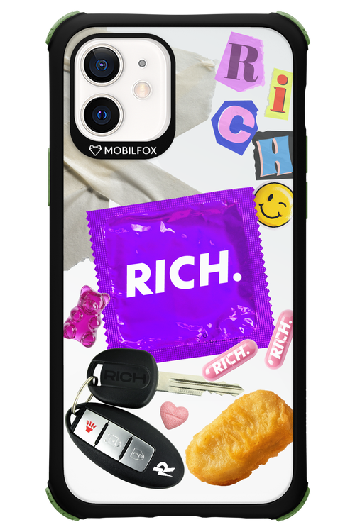 Essentials - Apple iPhone 12