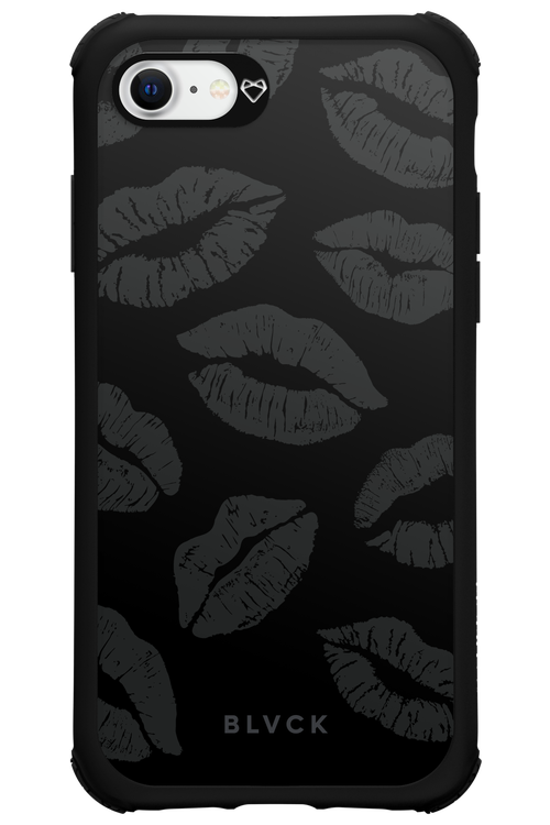 Dark Lips - Apple iPhone SE 2022