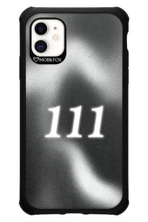 111 - Apple iPhone 11