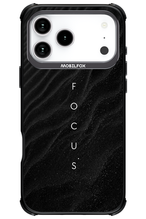 Focus (Black) - Apple iPhone 17 Pro Max