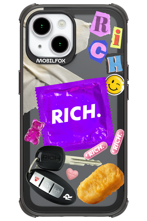 Essentials - Apple iPhone 15