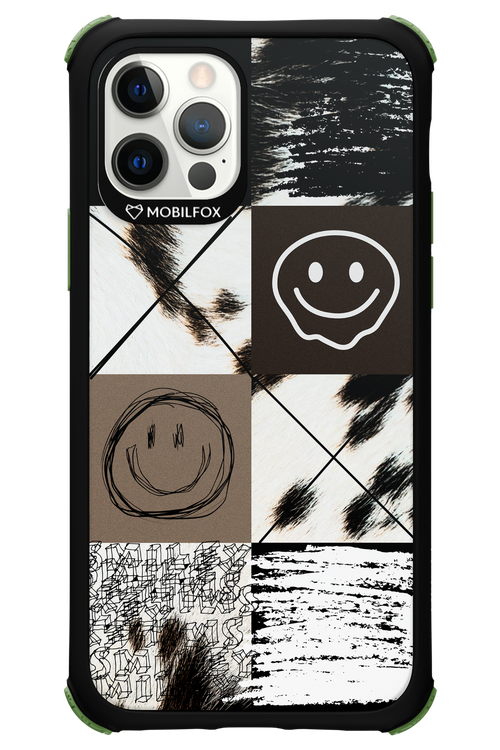 Brownie Smiley - Apple iPhone 12 Pro