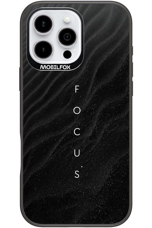 Focus (Black) - Apple iPhone 16 Pro Max