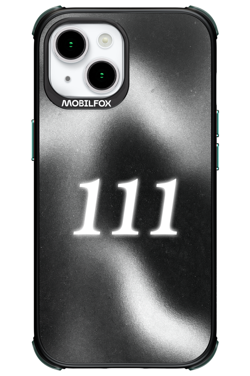 111 - Apple iPhone 15