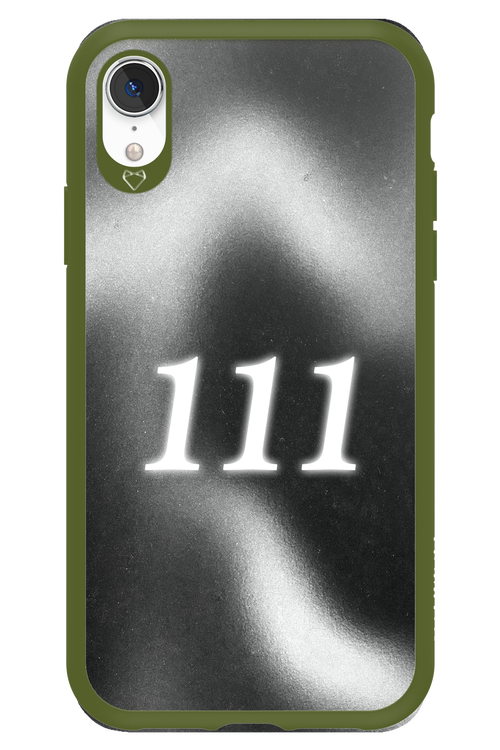 111 - Apple iPhone XR