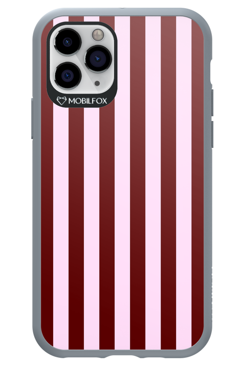 Circus Romance - Apple iPhone 11 Pro