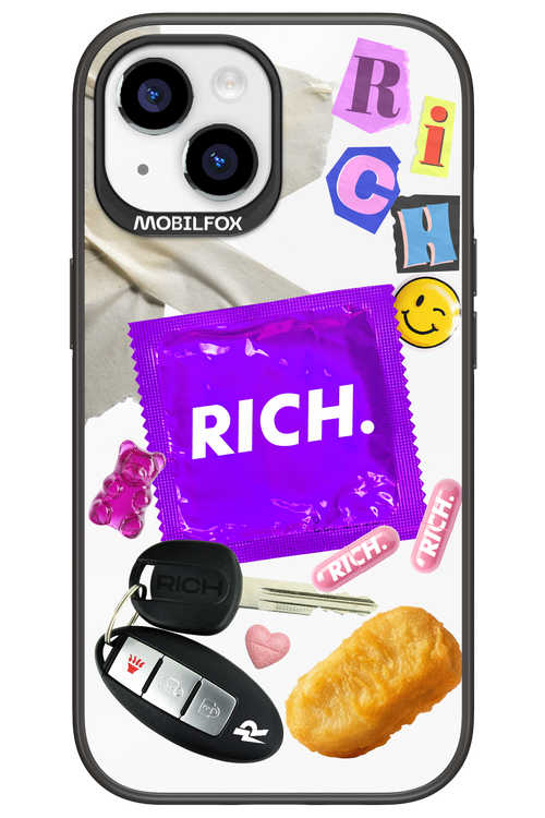 Essentials - Apple iPhone 15