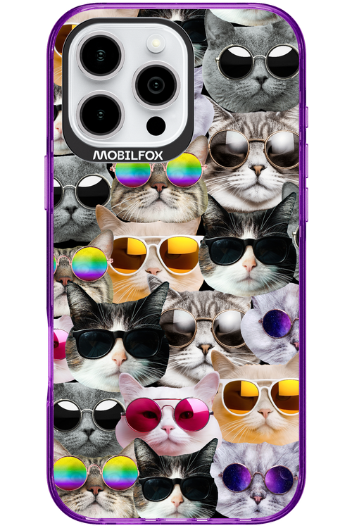 Cat World - Apple iPhone 16 Pro Max