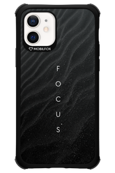 Focus (Black) - Apple iPhone 12