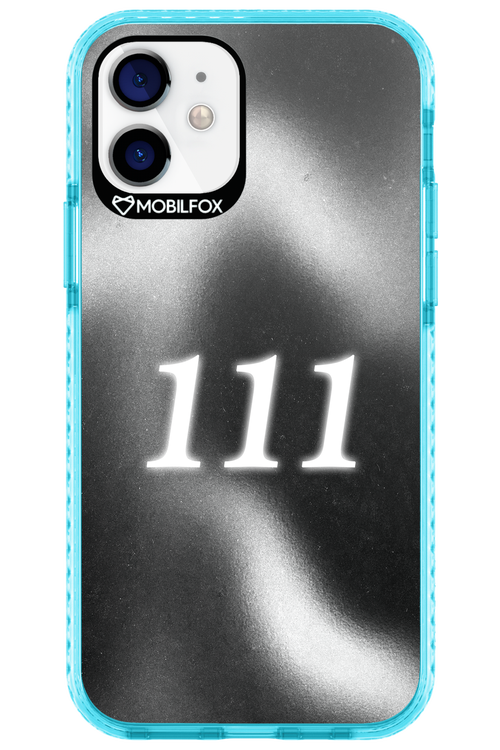 111 - Apple iPhone 12