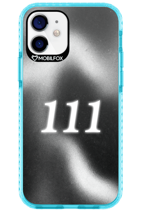 111 - Apple iPhone 12