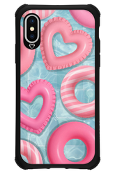 Love Pool - Apple iPhone XS