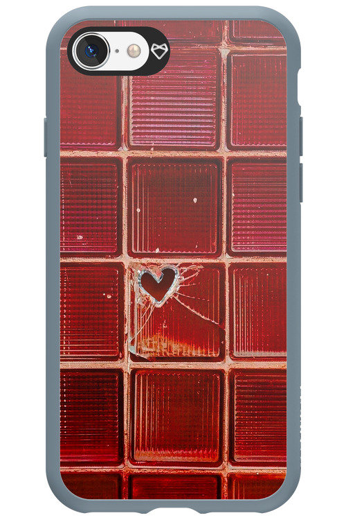 Heartbroken - Apple iPhone 8