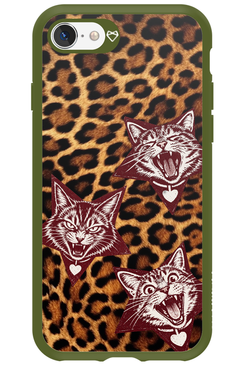 Cats and Chaos 2.0 - Apple iPhone SE 2022