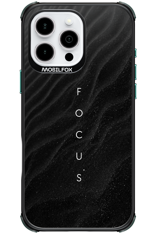 Focus (Black) - Apple iPhone 16 Pro Max