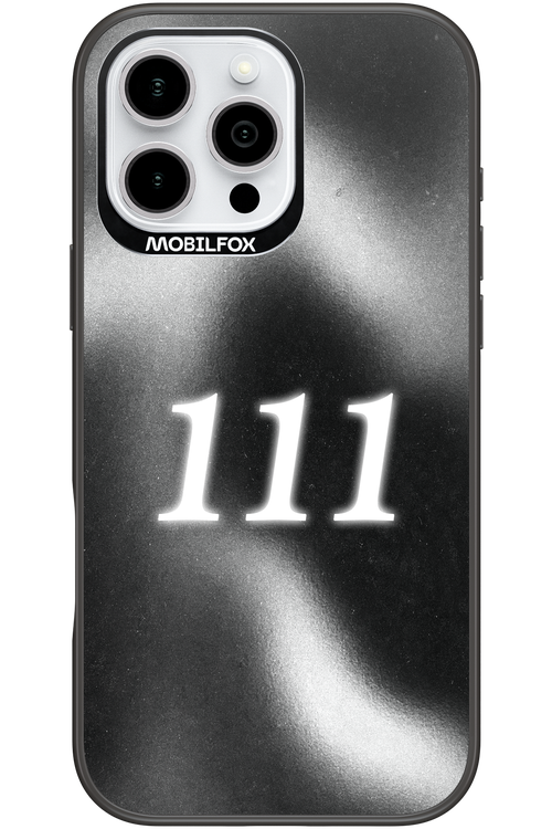 111 - Apple iPhone 16 Pro Max