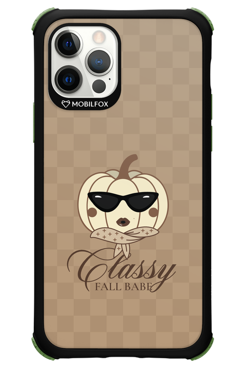 Fall Babe - Apple iPhone 12 Pro