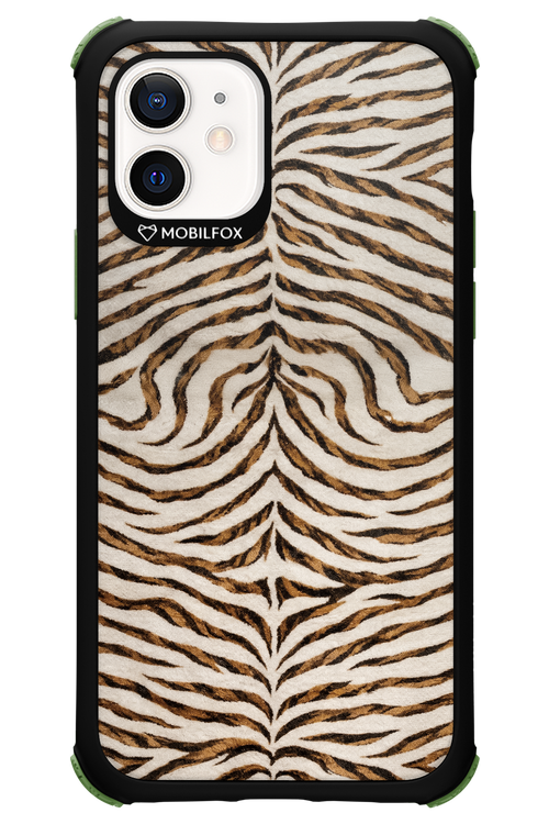 Adventure Charm - Apple iPhone 12