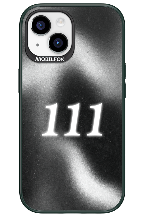 111 - Apple iPhone 15