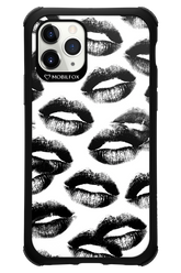 Ghost Kiss - Apple iPhone 11 Pro