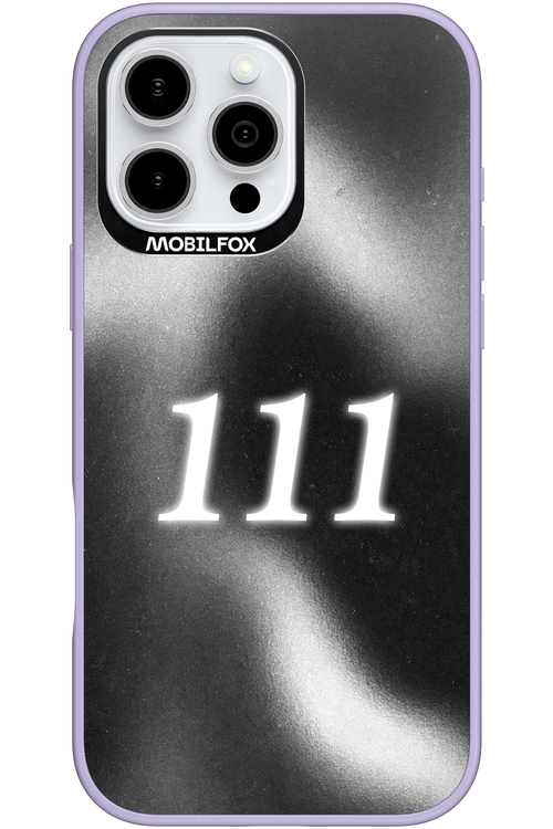 111 - Apple iPhone 16 Pro Max