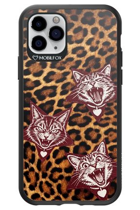 Cats and Chaos 2.0 - Apple iPhone 11 Pro