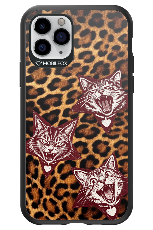 Cats and Chaos 2.0 - Apple iPhone 11 Pro