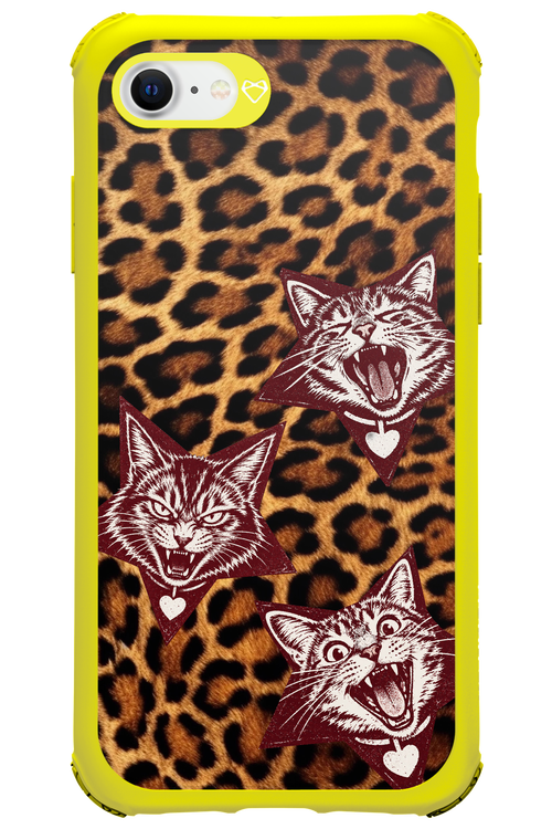 Cats and Chaos 2.0 - Apple iPhone SE 2020