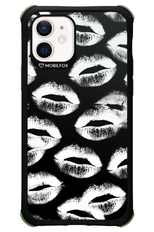 Ghost Kiss Black - Apple iPhone 12
