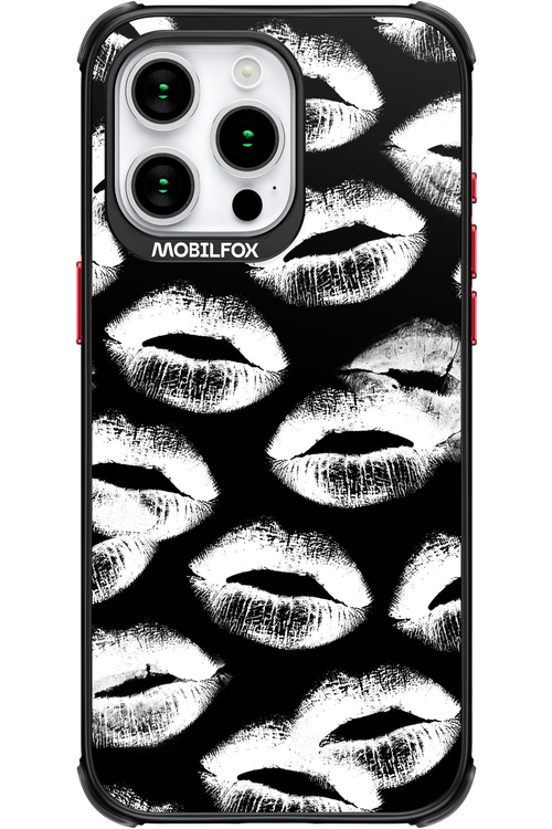 Ghost Kiss Black - Apple iPhone 15 Pro Max