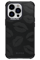 Dark Lips - Apple iPhone 13 Pro