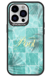 Into the Pool - Apple iPhone 13 Pro