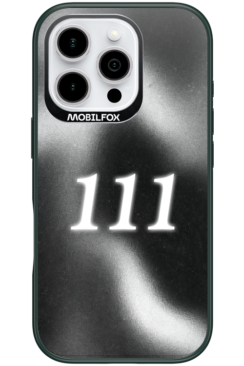 111 - Apple iPhone 16 Pro