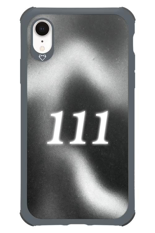111 - Apple iPhone XR
