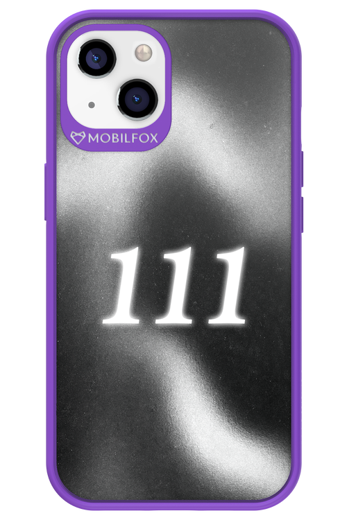 111 - Apple iPhone 13